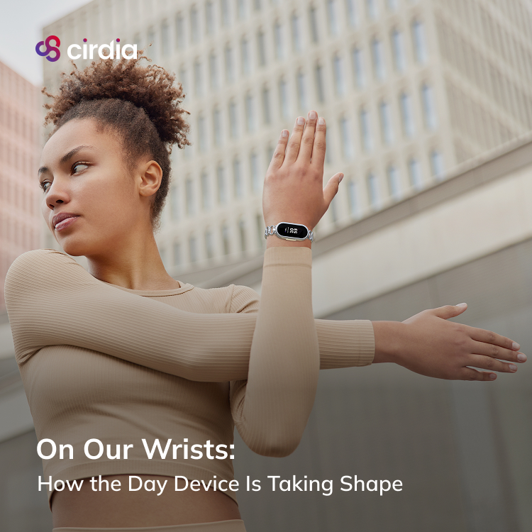 photo of the Cirdia day device prototype on a wrist